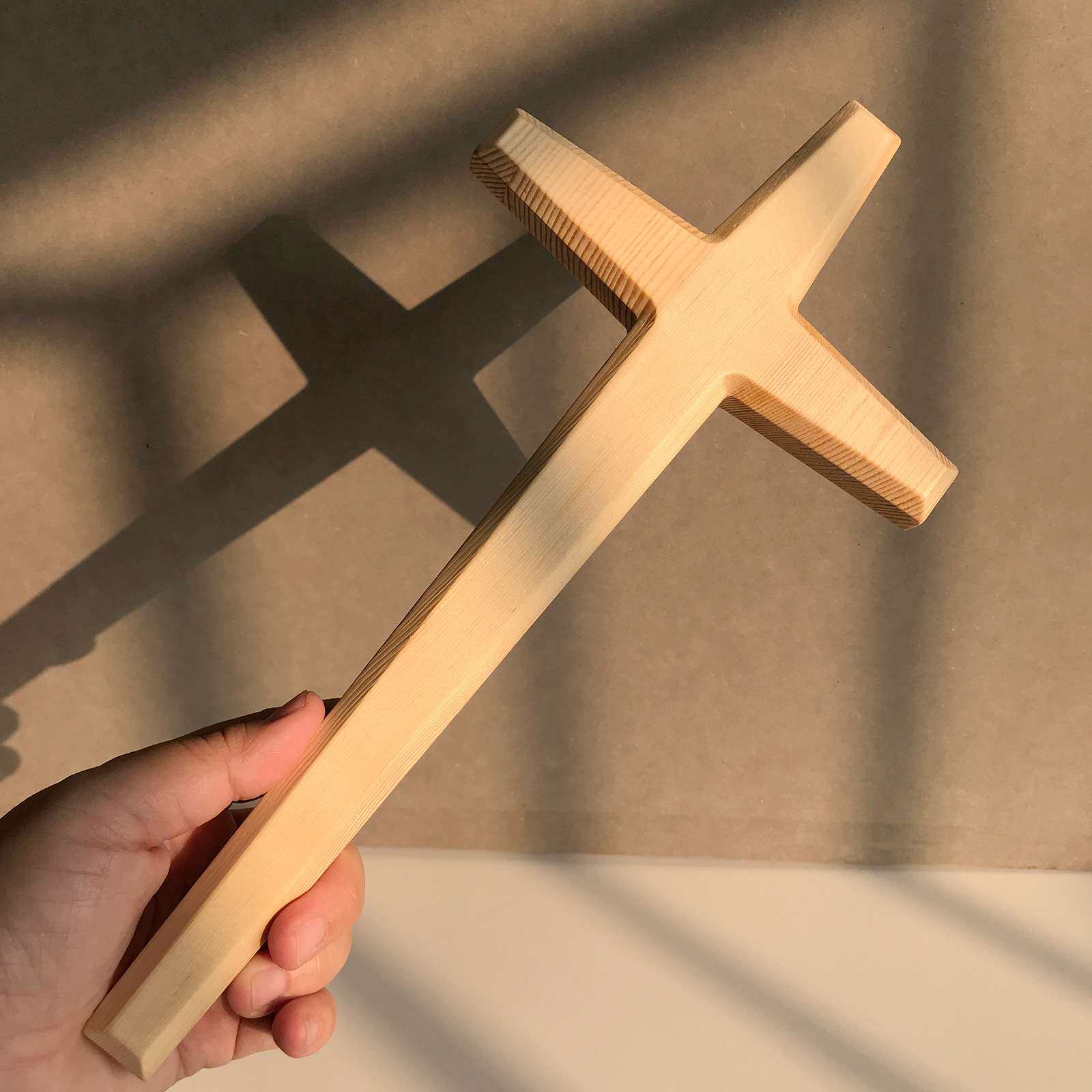 义树家·松木晨星33cm墙壁十字形壁挂实木工艺品