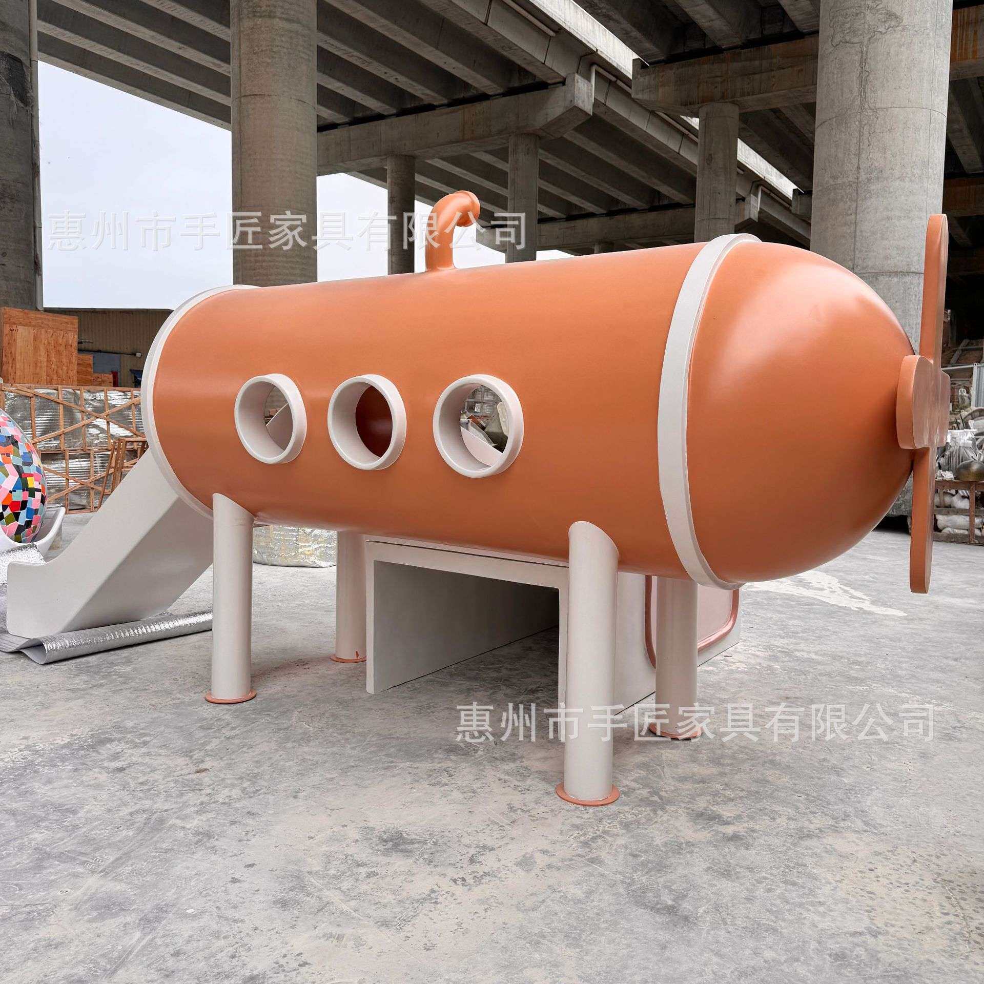 开业美陈架空层商场酒店儿童玻璃钢组合滑梯游乐设施美化空间雕塑