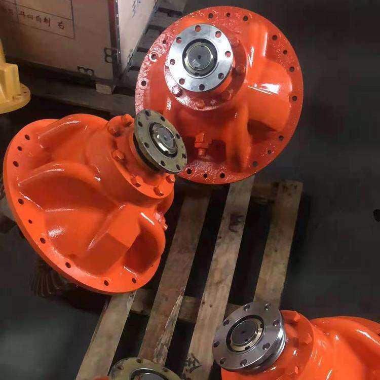 常林装载机差速器 铲车变矩器主传动 泵轮涡轮导轮 驾驶室