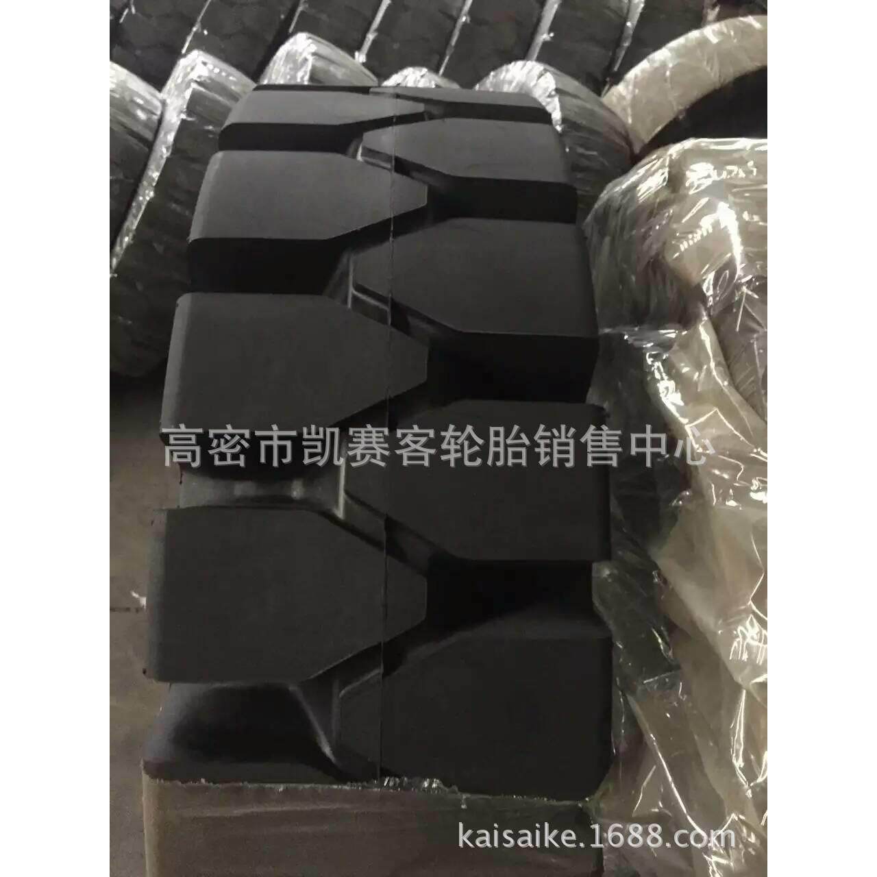 朝阳港口吊车轮胎14.00-2414.00-24 NHS叉车实心胎轮胎