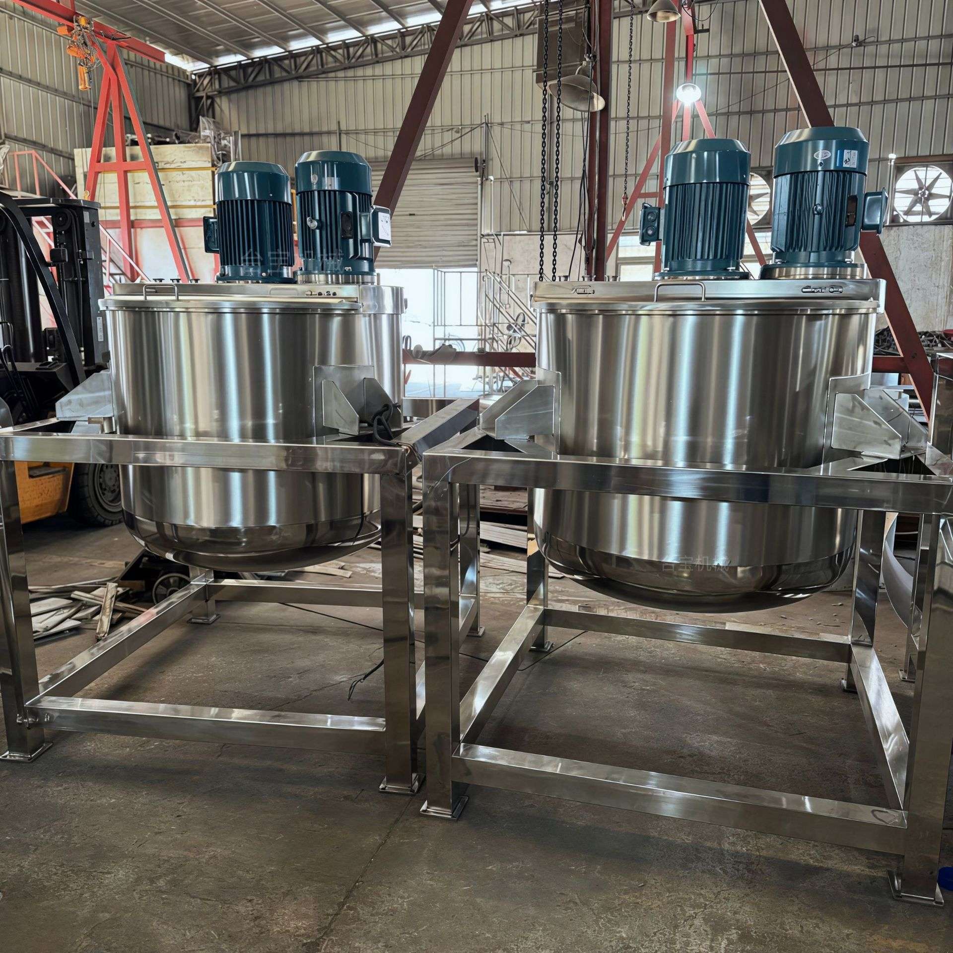 不锈钢液体搅拌罐高速分散搅拌机高剪切乳化胶水化工电加热反应釜