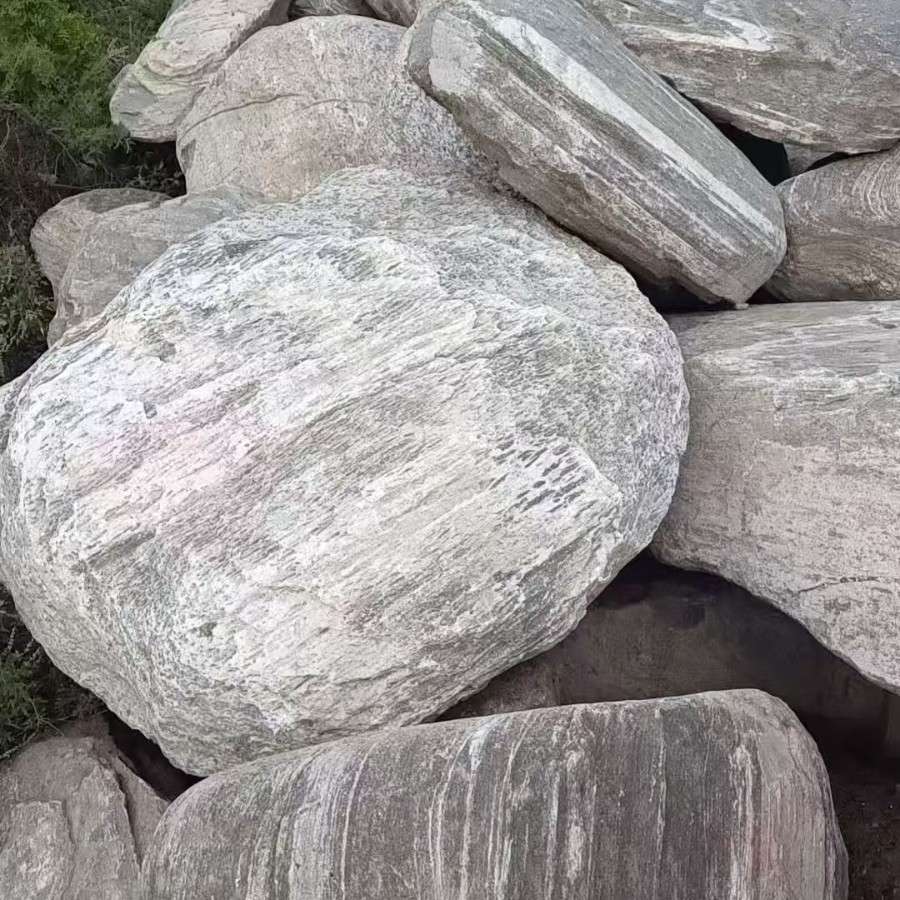 太山石景观石 草坪摆放景观石刻字 假山流水庭院鱼池雪浪石加工