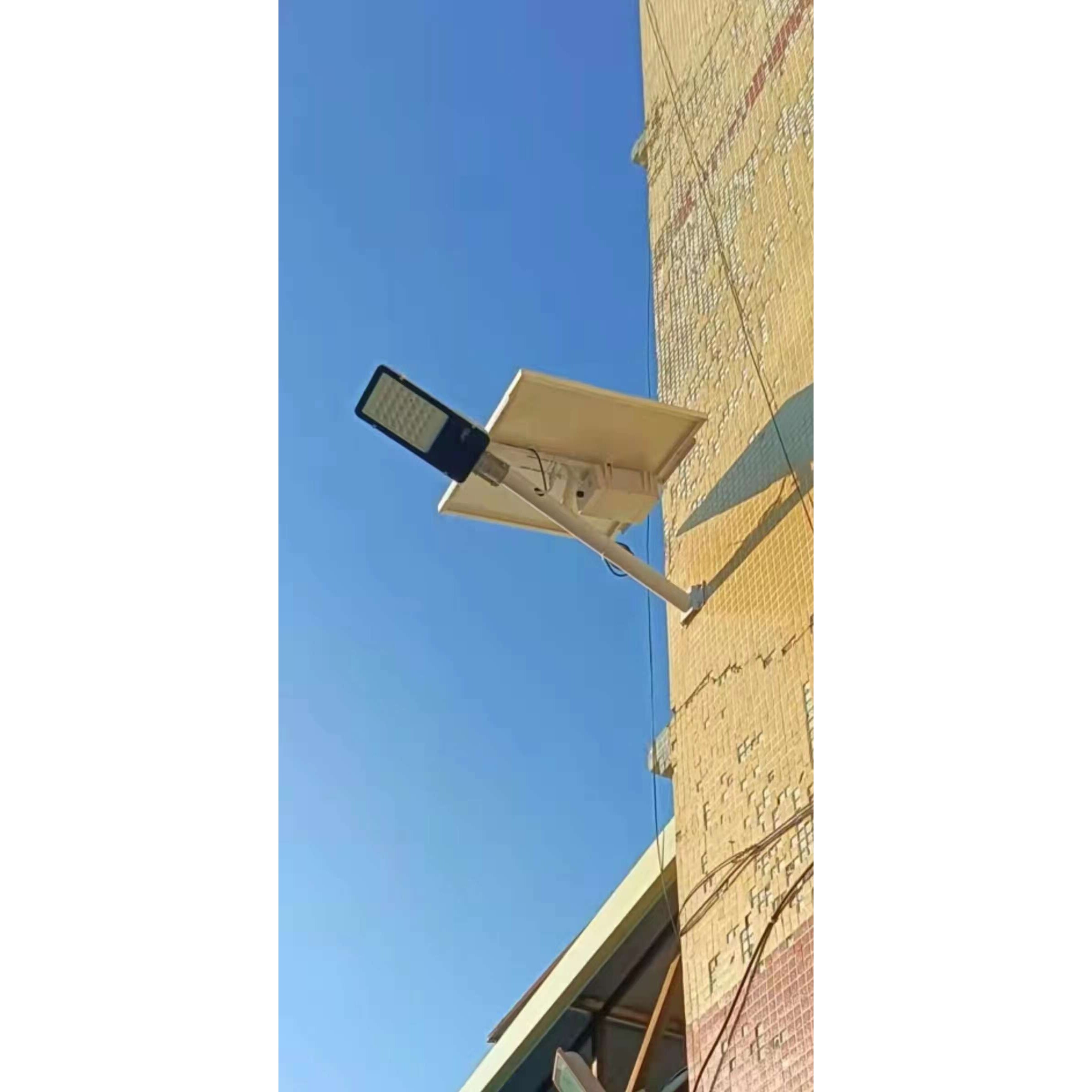 工程款大功率太阳能路灯公路户外灯超长续航