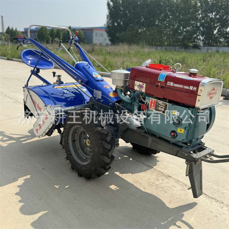 151底盘15马力柴油农用手扶旋耕机大棚果园乘坐式水旱两用松土机