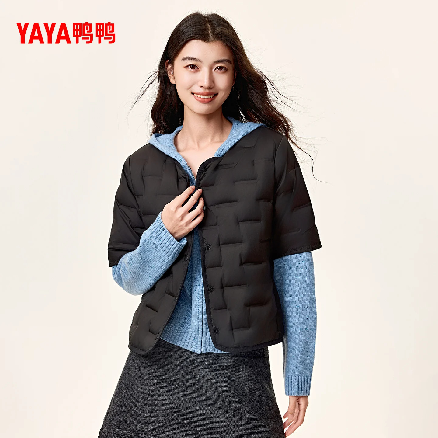 鸭鸭轻薄短款羽绒服女款冬季外套