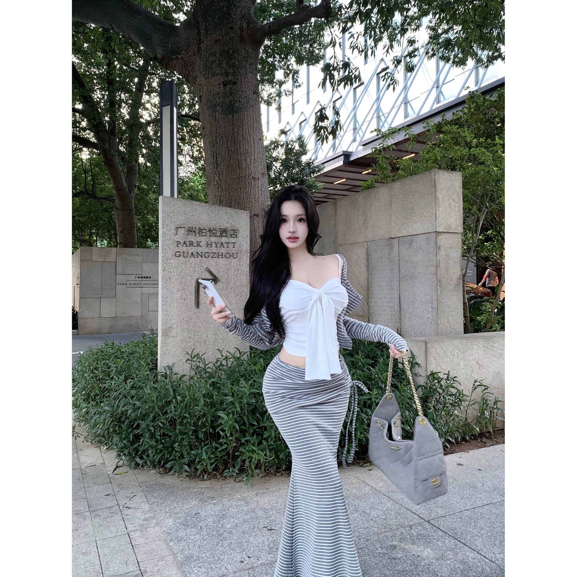 温柔风显身材条纹纯欲穿