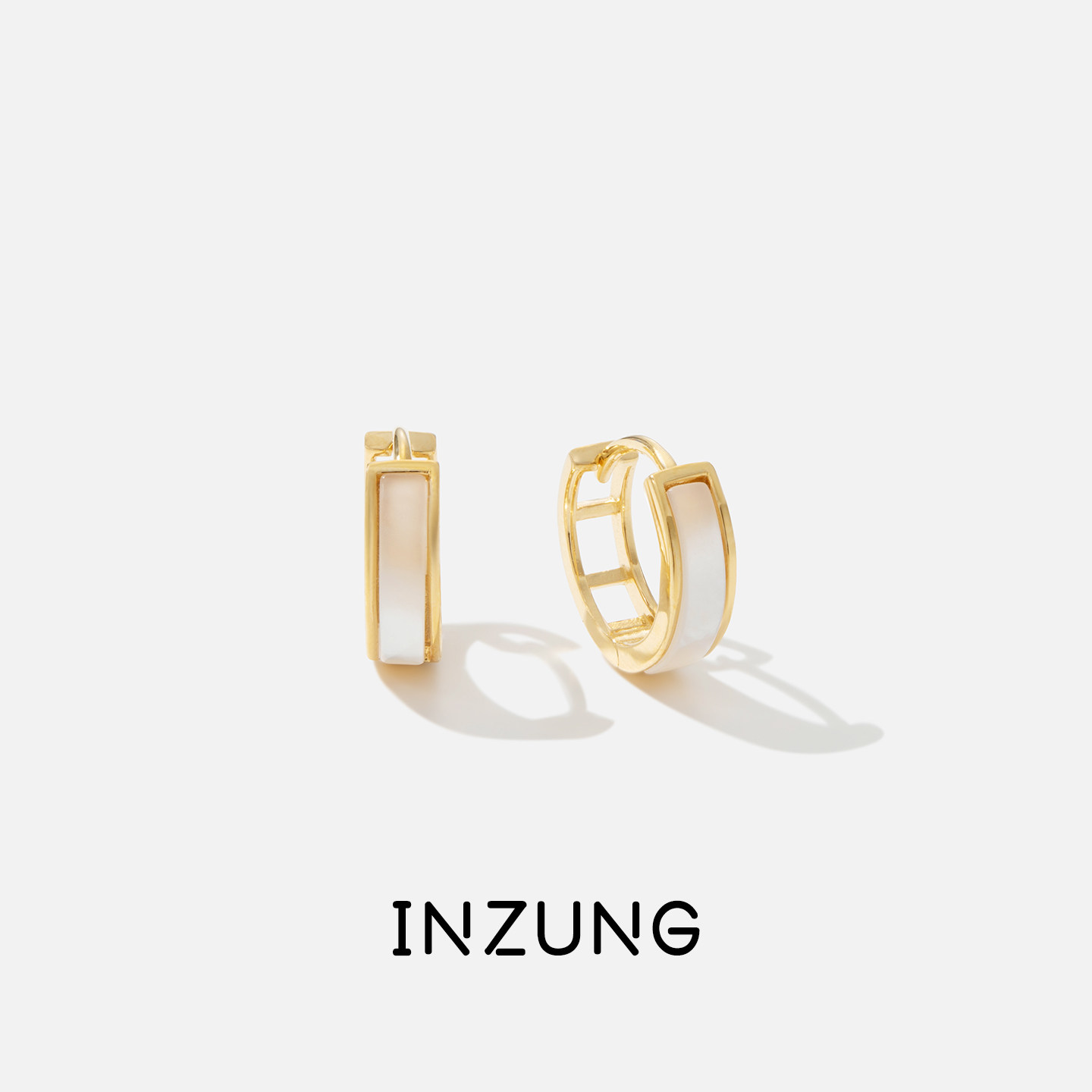 INZUNG/银妆925纯银耳环女 白贝母耳圈 简约风设计师款 通勤穿搭