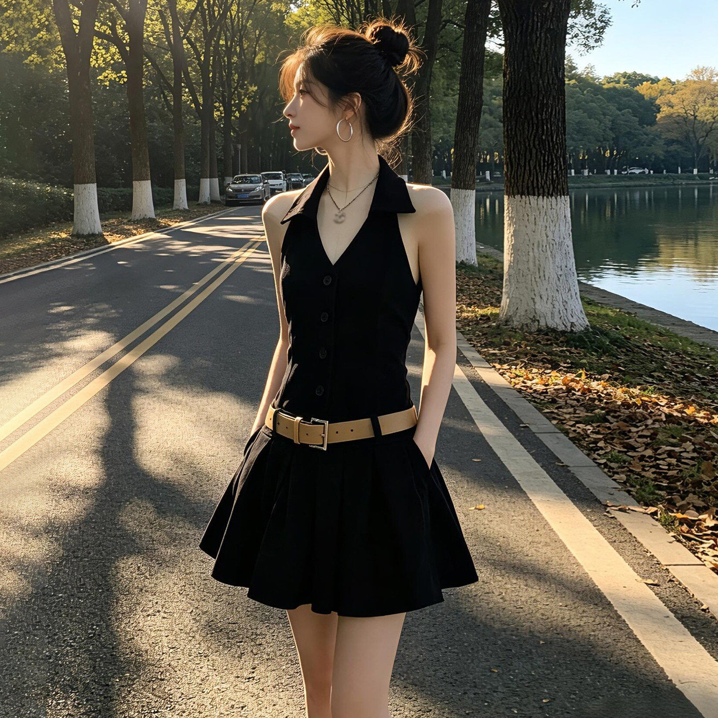 小个子夏日甜美绝美黑色无袖挂脖连衣裙子女夏季穿搭法式衬衫短裙