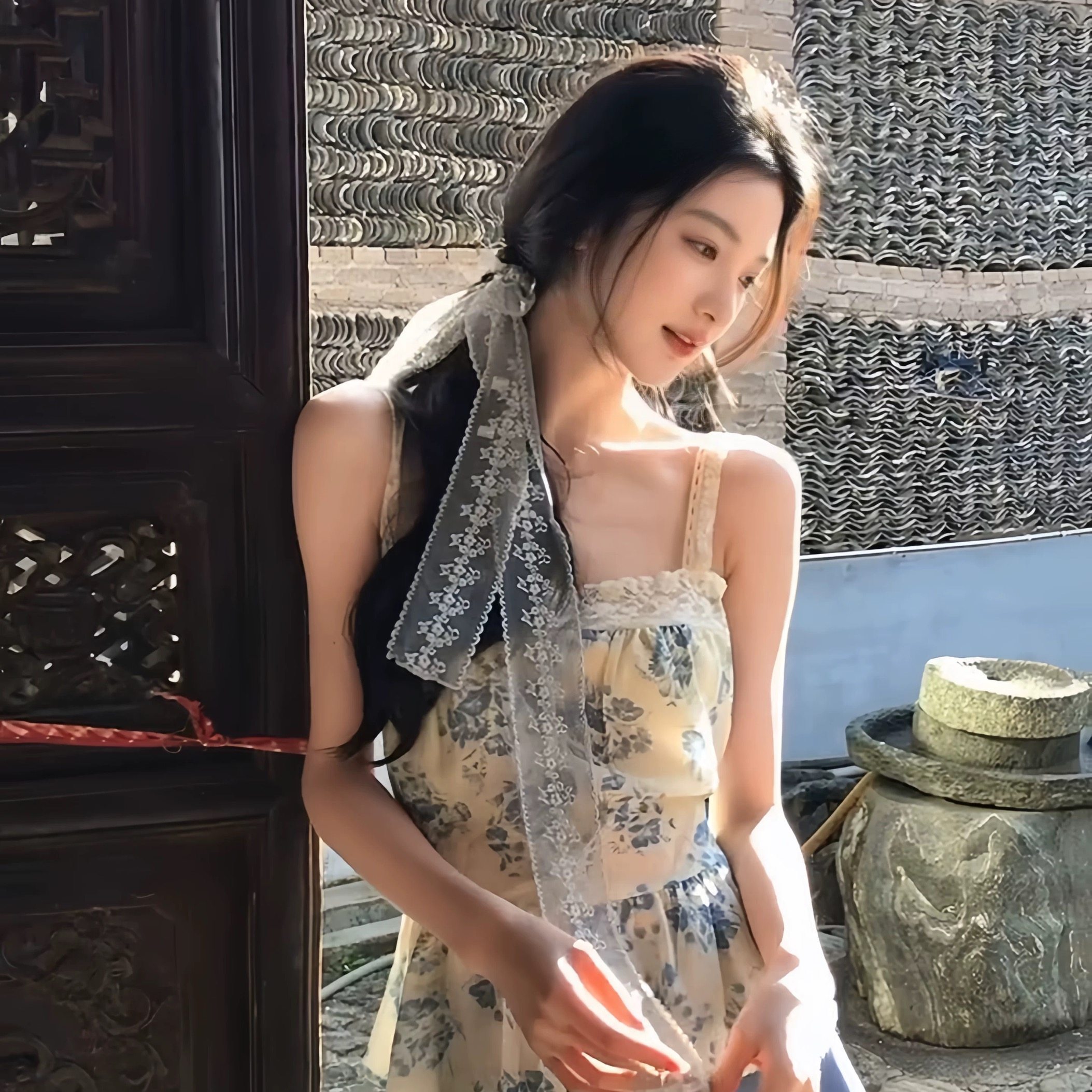 韩系碎花蕾丝拼接吊带背