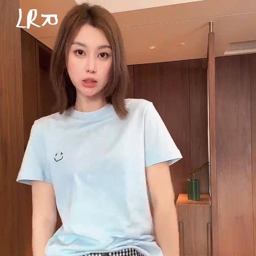 林肉肉 韩系简约休闲风笑脸刺绣短袖透气棉质常规款T恤 TXW66015