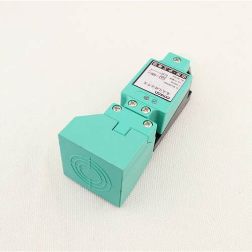 沪工方型接近开关 HY-3030A B C D AL BL -2030A B 金属感测器