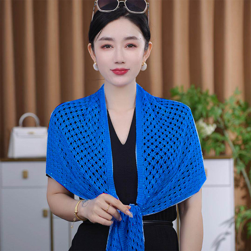 2026新款纯色镂空针织空调房披肩外搭女春夏季三角防晒丝巾坎肩图片