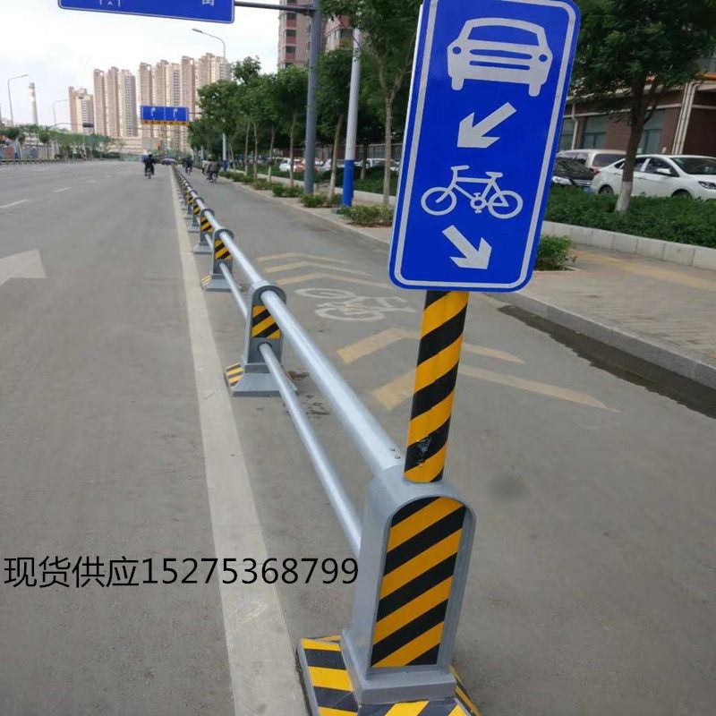 不锈钢机非道路隔离护栏中央人行道隔离墩围栏防撞栏杆小区栅栏