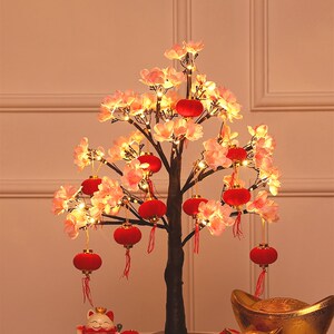 元旦春节新年装饰品桃花树摆件带灯发光树室内桌面柜台节日装扮