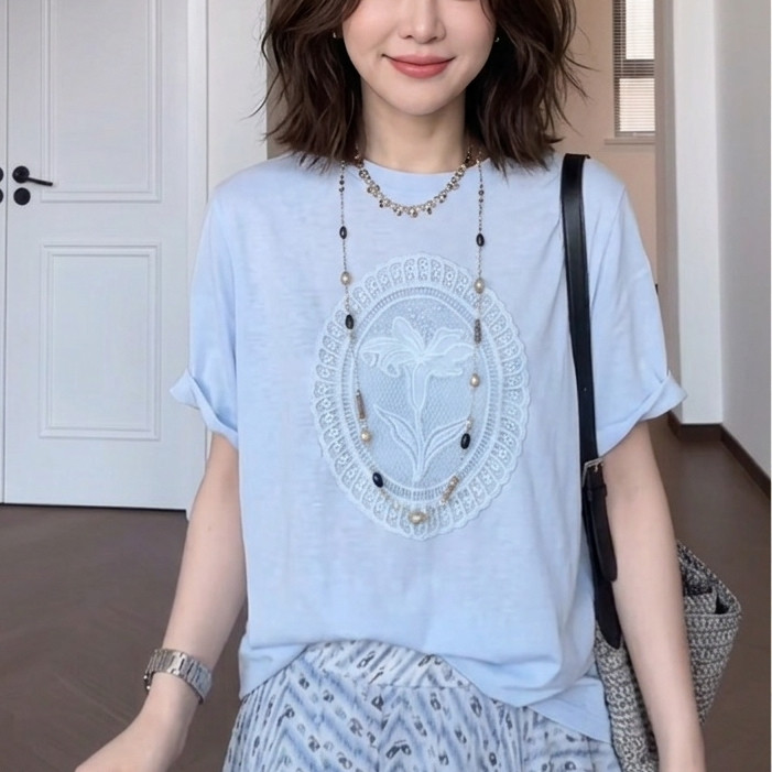 韩国东大门夏季新款时尚花朵提花甜美气质小众薄款T恤短袖 上衣女