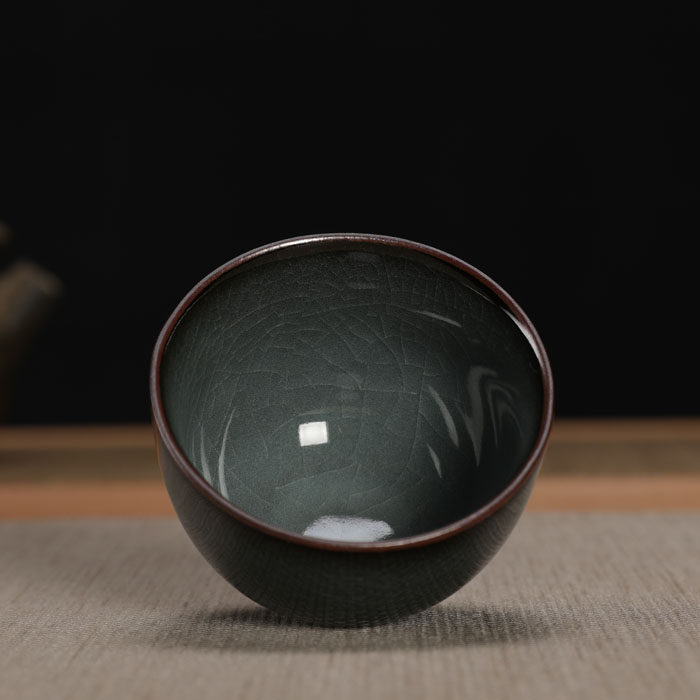 龙泉青瓷 哥窑铁胎开片 小杯子陶瓷茶具主人杯紫口功夫茶杯品茗杯