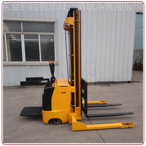 Sch车310meid/1.5吨宽支腿动堆垛 2电.45米带踏板电动托盘堆高车