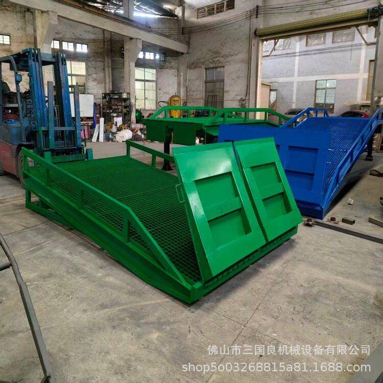 移动登车桥坡道货车上货斜坡板货物装卸叉车升降平台登车桥