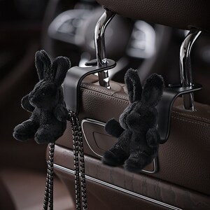 小黑兔汽车挂钩车内座椅背置物小钩子车载好物多功能创意车上饰品