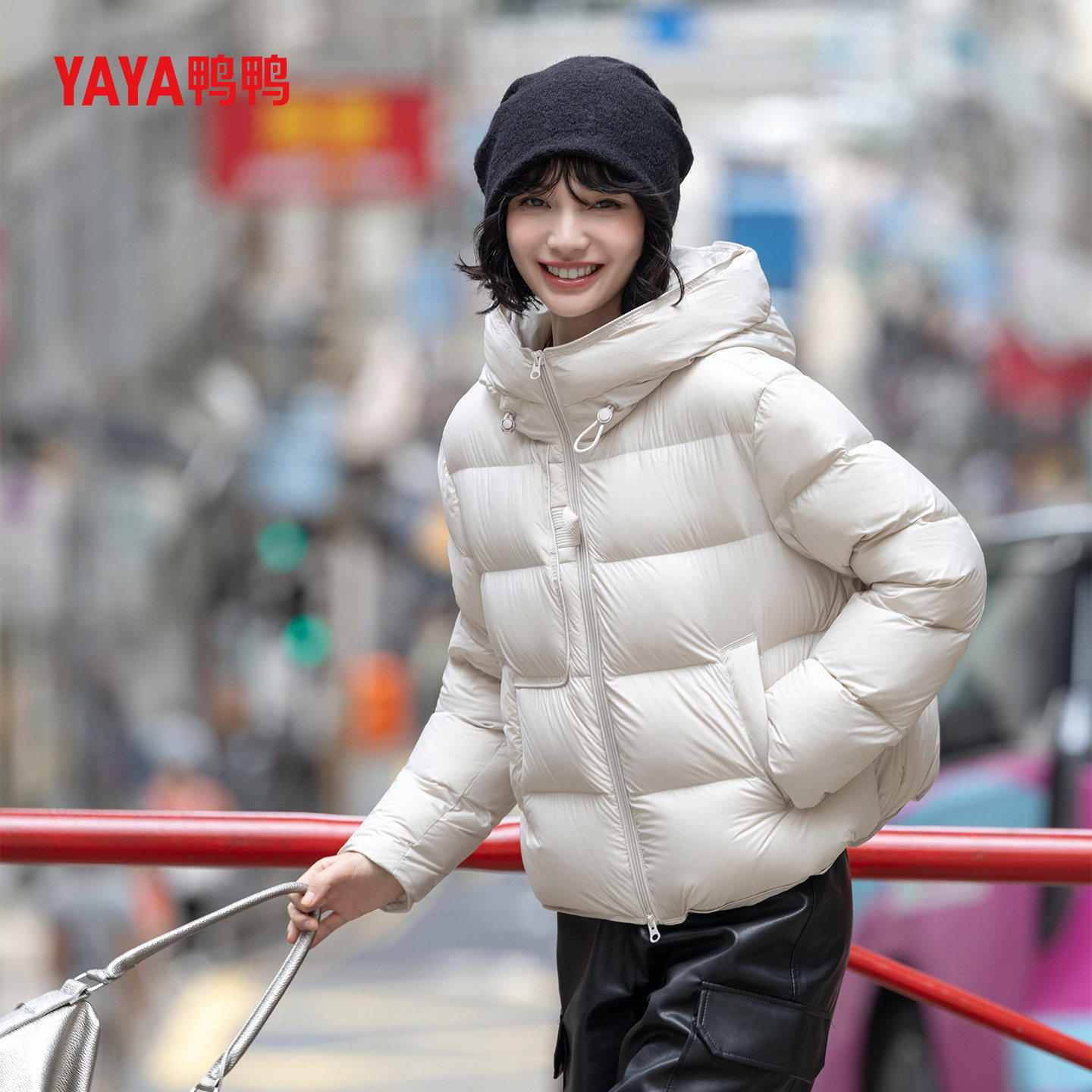 鸭鸭YAYA2026春款厚款女士短款小个子百搭泡芙羽绒服休闲保暖外套