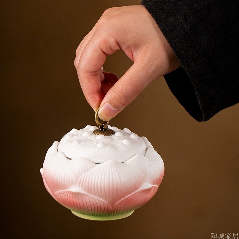 创意密封罐防潮茶仓储茶存茶罐醒茶罐茶叶罐小号便携国风莲花陶瓷