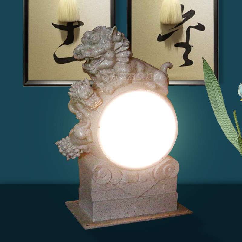 LED柱头灯狮子头石柱灯树脂造型景观灯户外草坪美陈装饰亮化灯