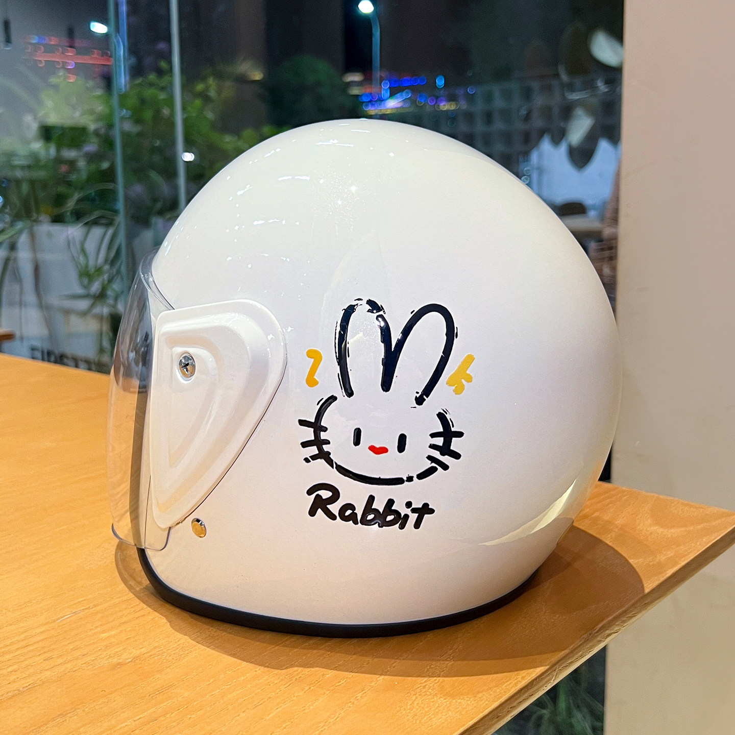 可爱卡通兔子电动车头盔四季通用3C认证保暖防风女士电瓶车安全帽