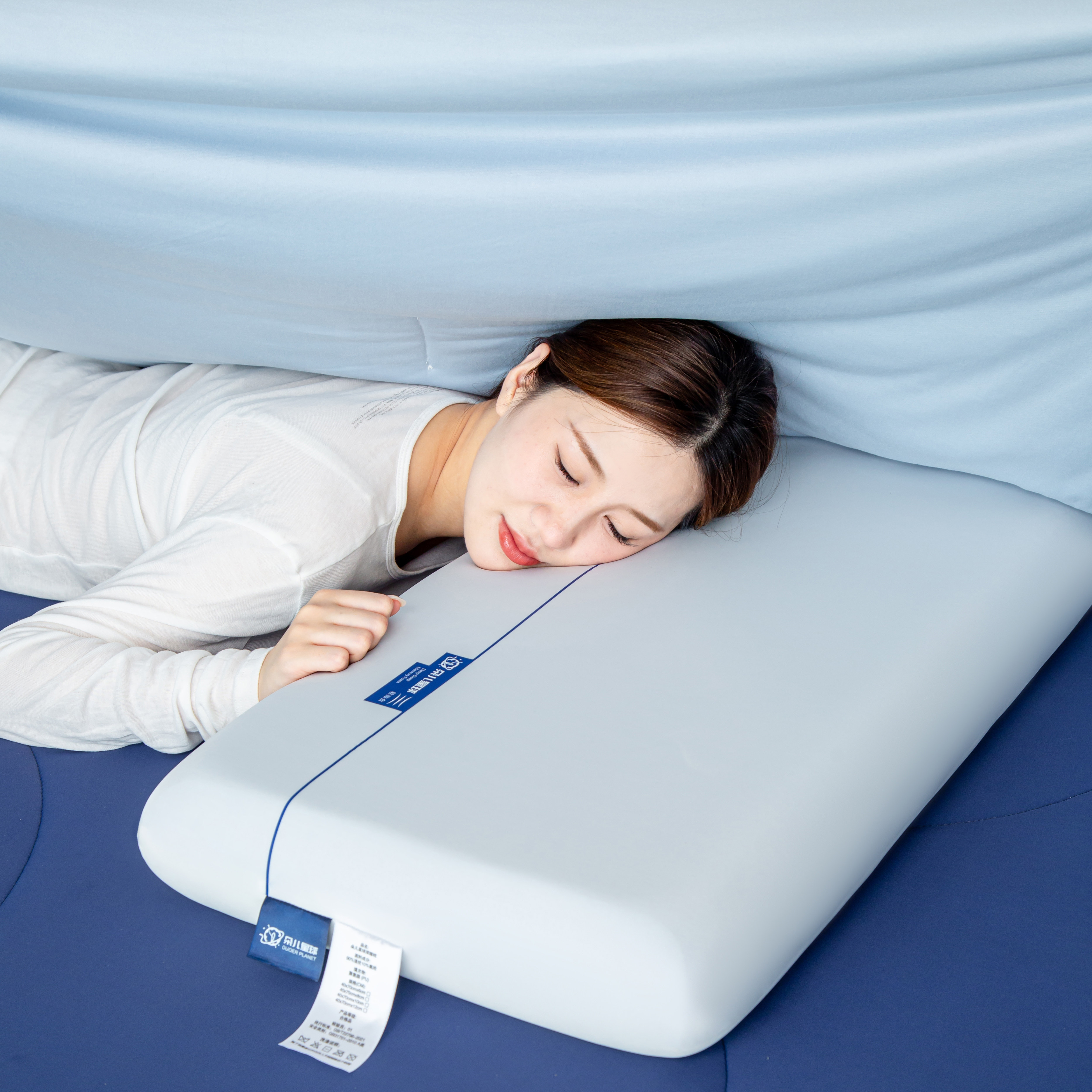 全新升级朵儿星球酒店同款深睡眠记忆枕慢回弹护颈枕礼盒MM
