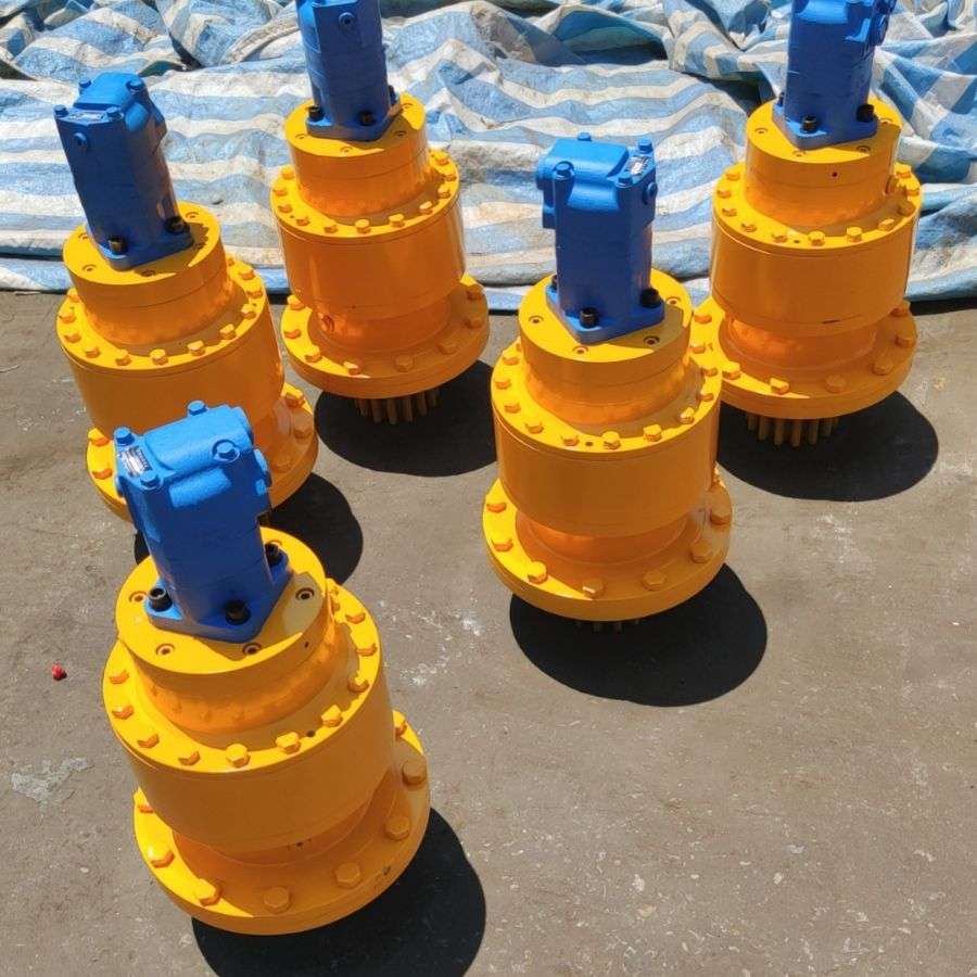 8t12t液压马达齿轮减速器随车挖吊车汽车减速机5吨液压回转减速器