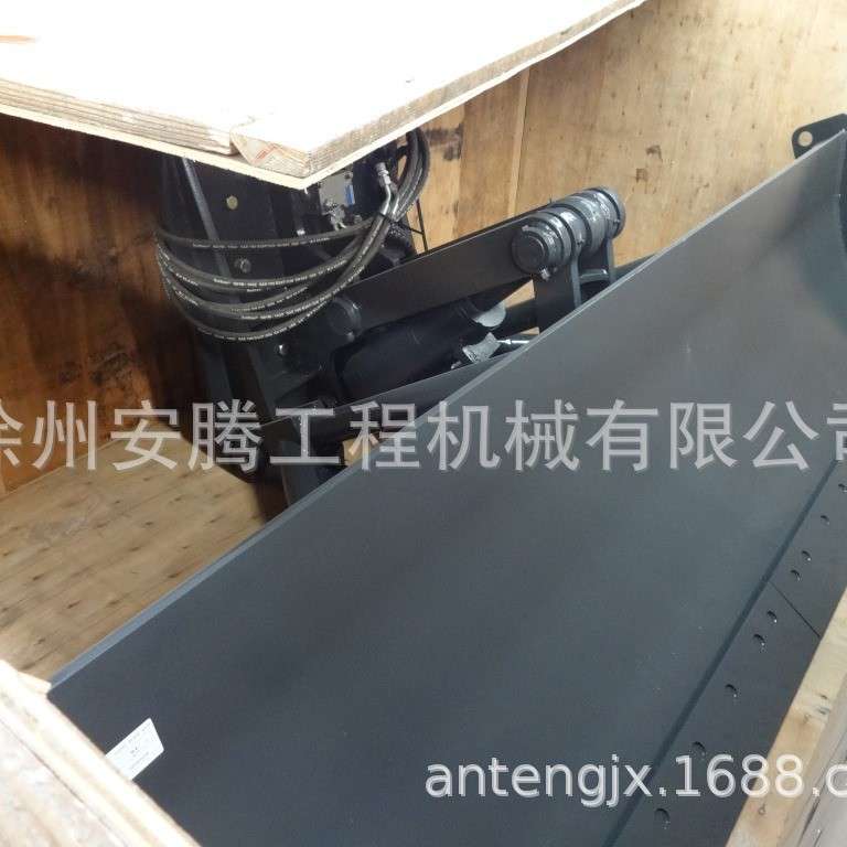 GR300配件轮胎车架前桥驾驶室总成油箱总成发动机总成