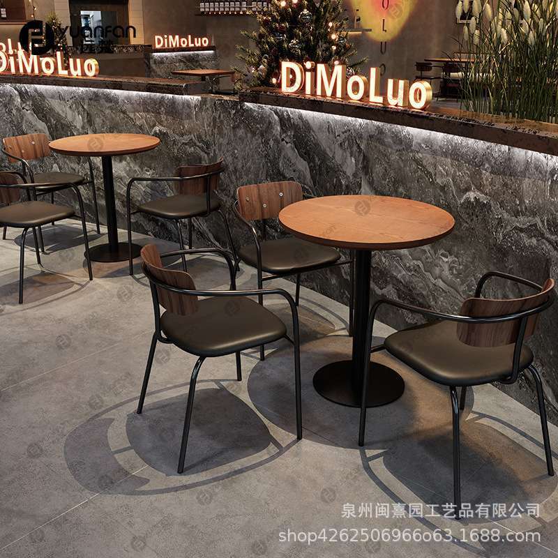 美式餐吧餐厅餐桌椅商用主题小酒馆餐饮家具复古清吧酒吧仿古桌椅