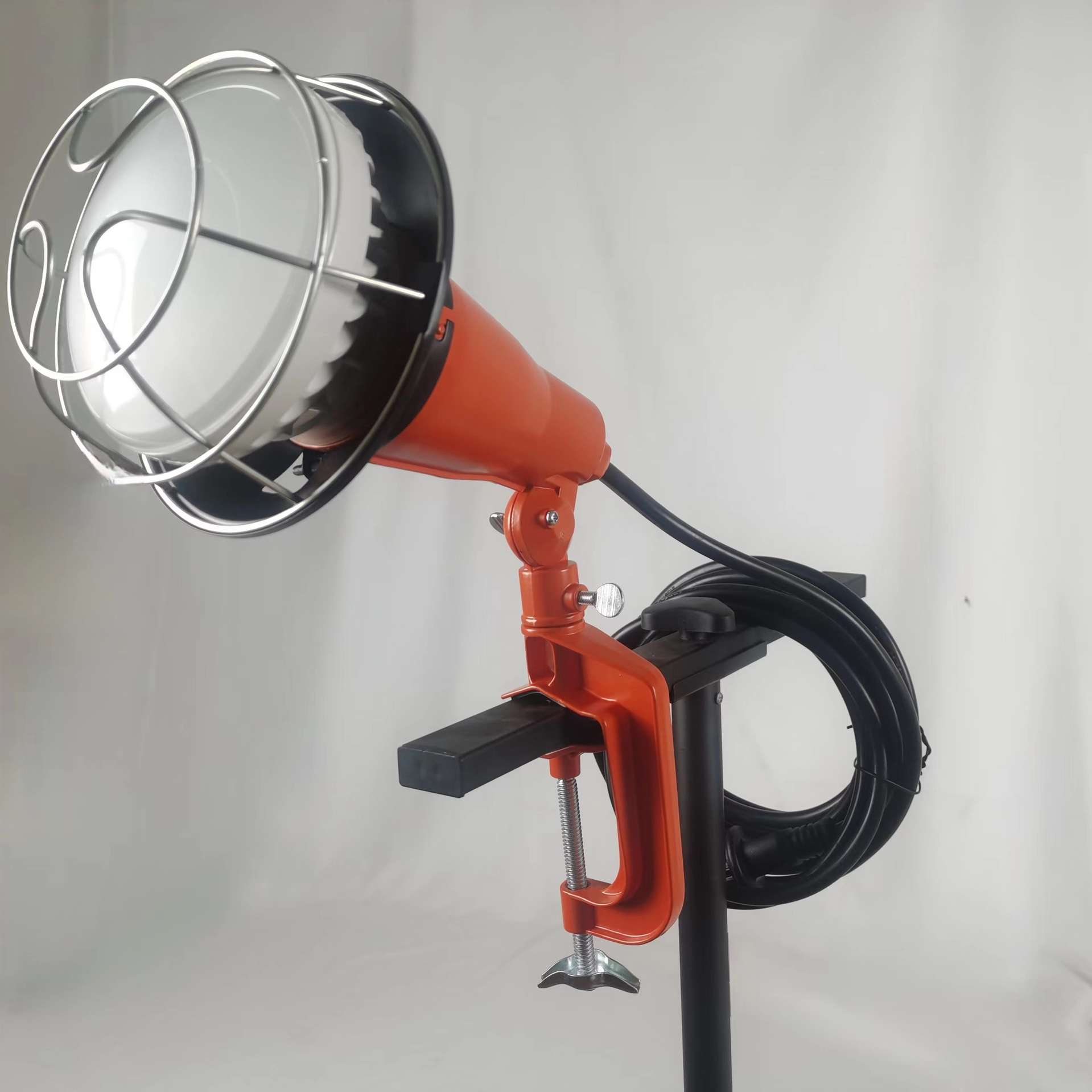 浙江韦德照明 供应灯丝灯泡投光器18W夹具作业灯LED工地投射灯