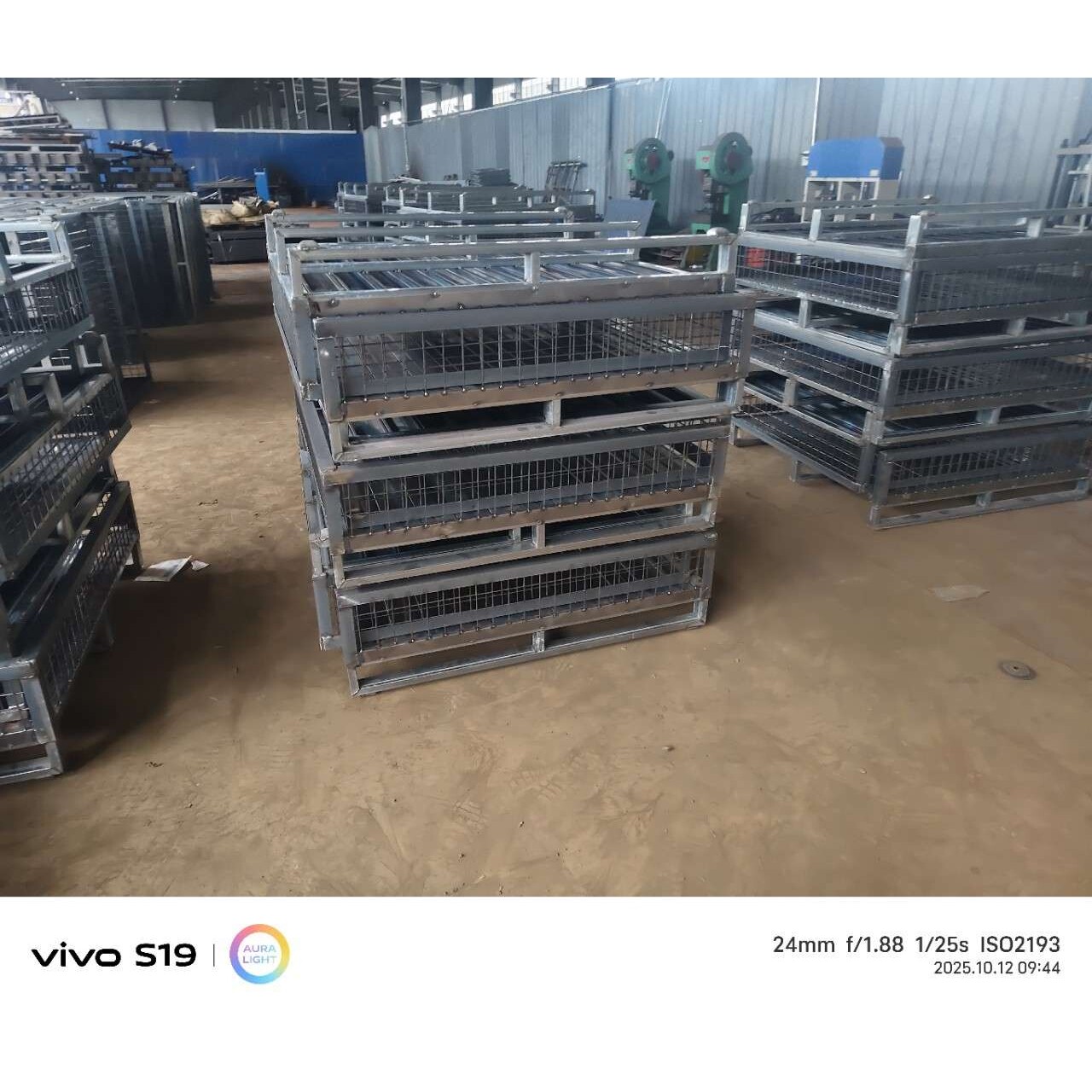 可口可乐雀巢瓶坯瓶盖周转用金属丝网镀锌热镀锌周转箱仓储笼