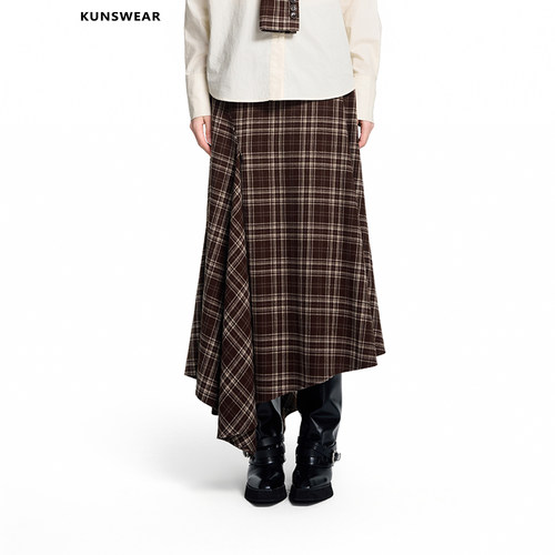 KUNSWEAR/琨丝薇尔26FA 复古棕格纹不规则下摆高腰半裙 846008030