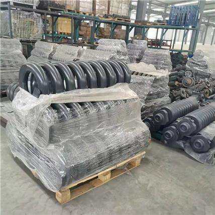 现代挖掘机R110-7涨紧弹簧现代钩机R130LC-5履带板总成燃油泵电脑
