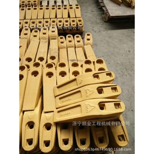现货销售柳工装载机50CN 855 835 856耐磨斗齿 中齿 边齿全车配件