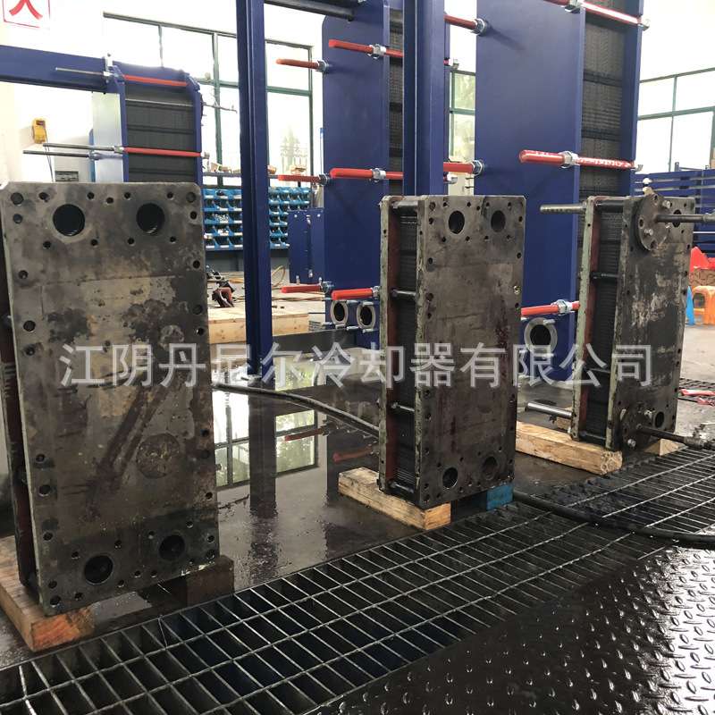 壁挂炉热交换器 热交换器管 隔板式真空冷凝器 cems面板式冷凝器