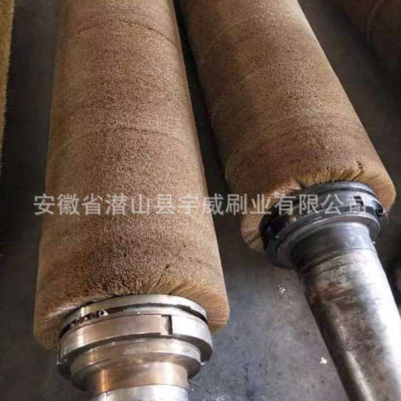 工业抛光机械打磨毛刷辊 金属拉丝清洁除锈毛刷辊 镀铜钢丝刷辊