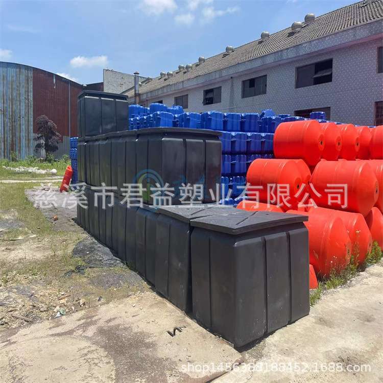 水上休闲娱乐塑料浮箱 塑料浮筒水上平台 河岸浮台