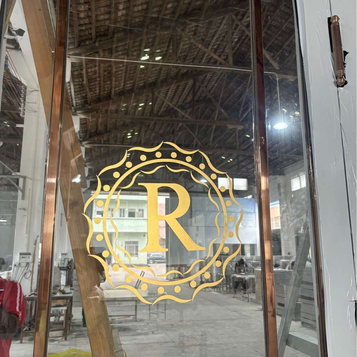 欧式复古店铺装修门窗拱形半弧形设计圆弧超白不锈钢平开门玻璃门