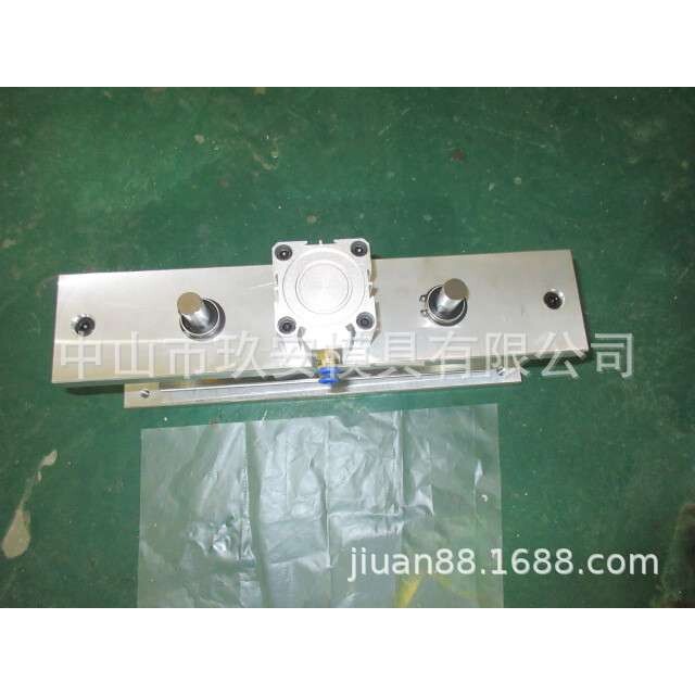 玖安模具供应250mm直线点断线气动打孔机模具