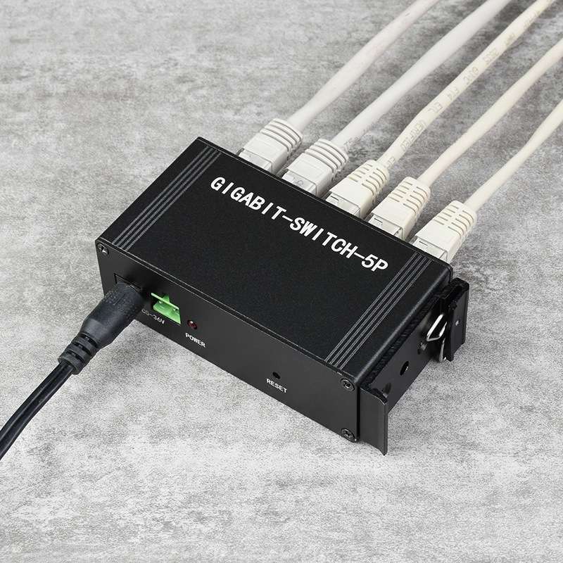 工业级5口千兆以太网交换机 导轨式工业百兆数据交换机网线分线器
