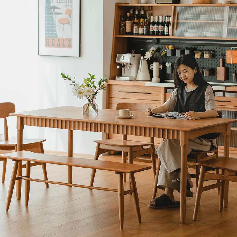 集美餐桌北欧全实木带抽屉餐桌椅组合现代简约日式家用小户型