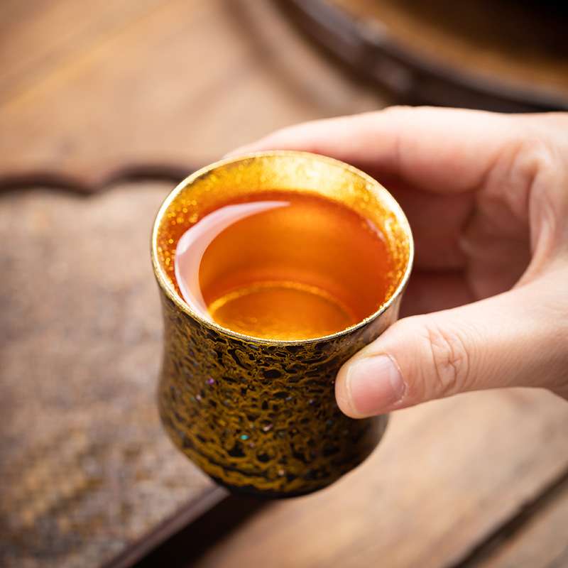 鎏金大漆建盏茶杯手工传统漆器茶具单杯铁胎收腰主人杯轻奢黄金盏