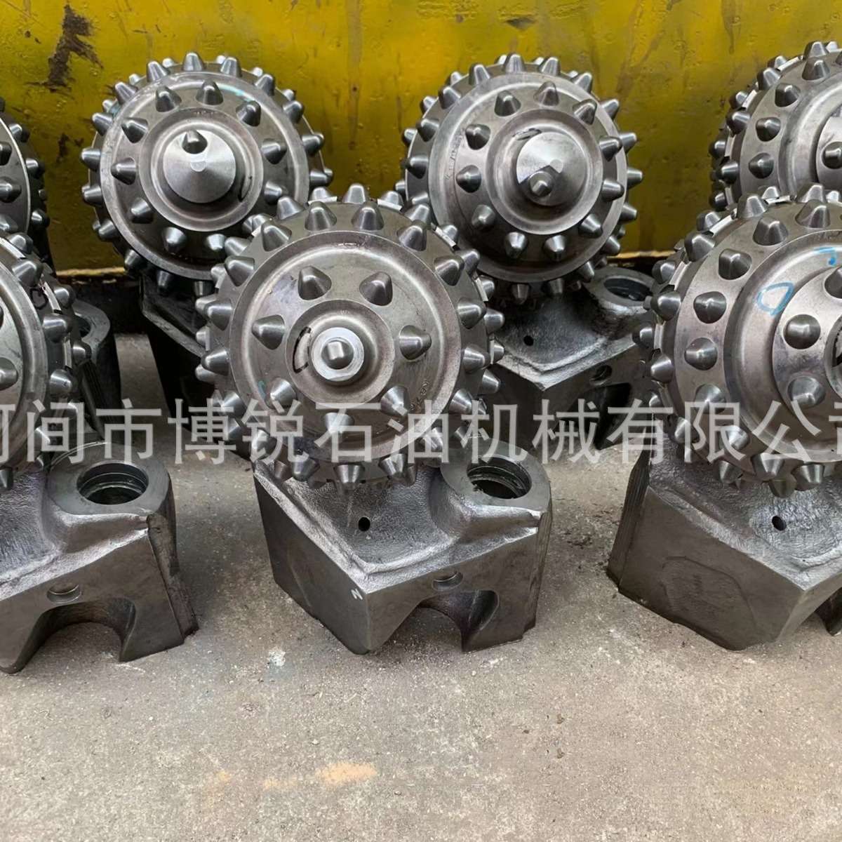 厂家直销供应带水眼215牙轮掌片 旋挖钻头 镶齿牙轮掌片  穿越钻