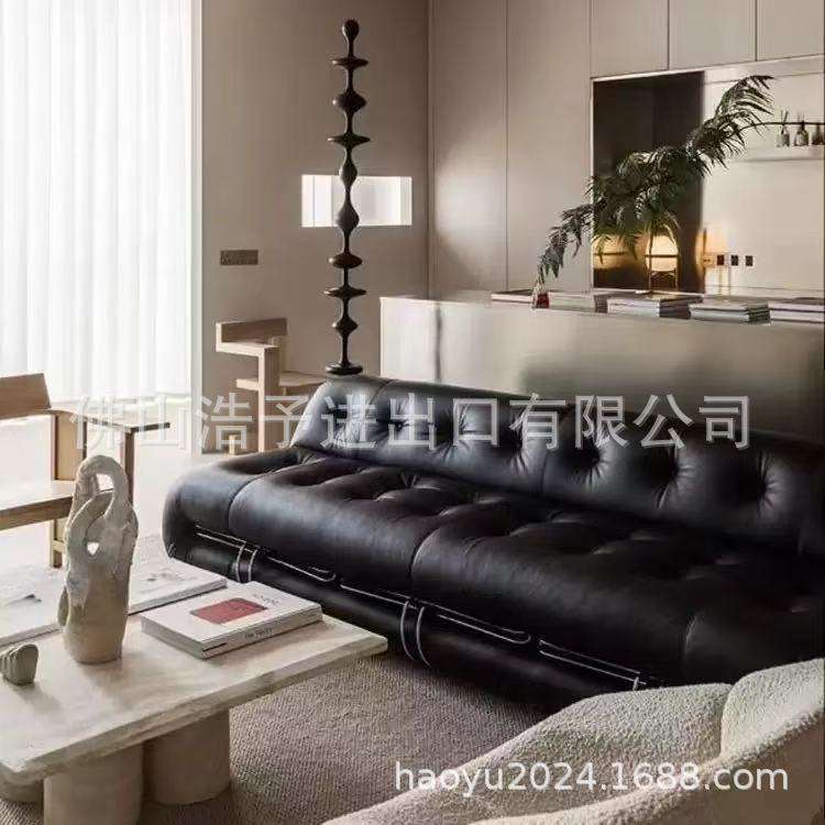 沙发意式极简小户型异形创意网红休闲皮艺拉扣直排大钢牙沙发