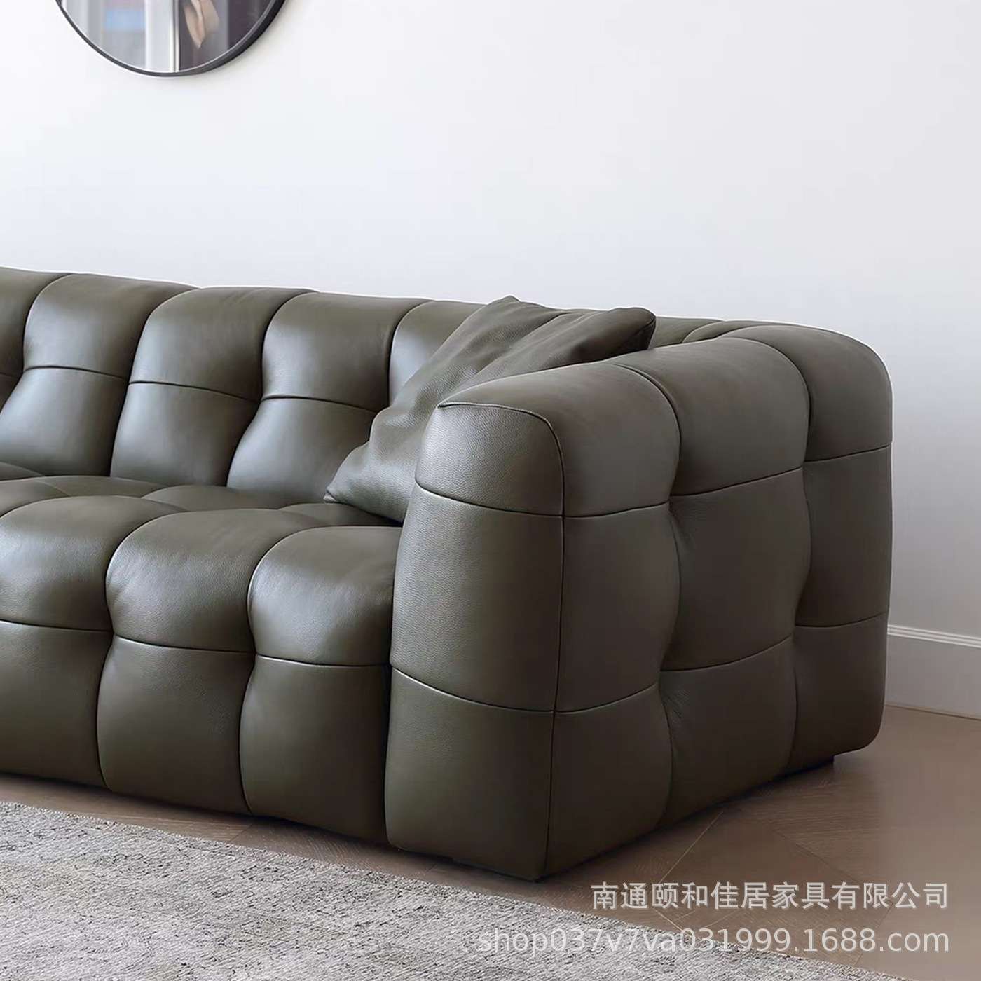 北欧轻奢新款直排拉扣皮艺沙发现代小户型客厅PU皮简约分段沙发