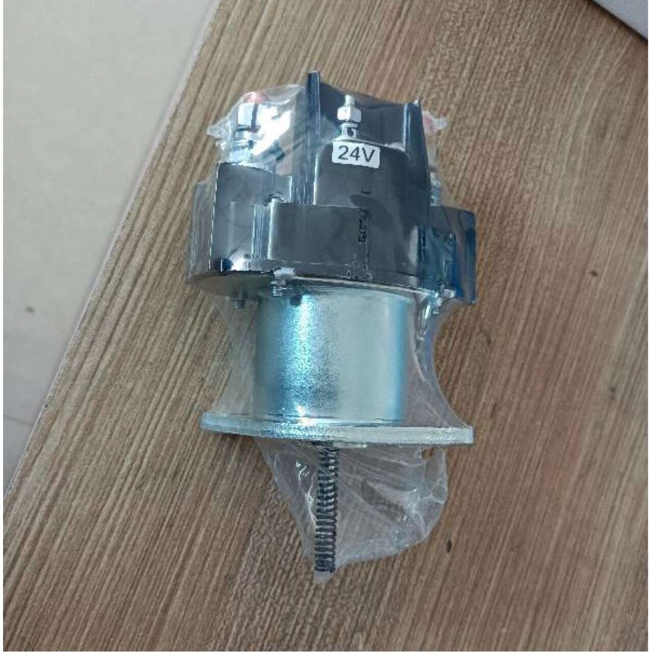 挖机起动机马达开关五十铃挖机起动机马达开关吸力开关磁力开关