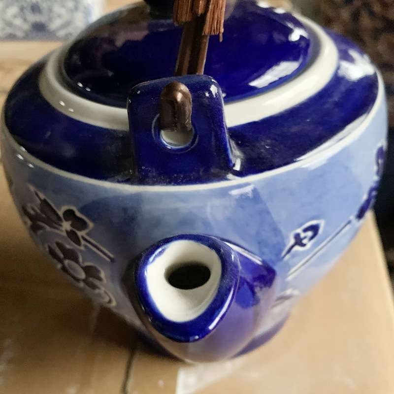 青花瓷陶瓷壶老式提梁壶陶瓷泡茶壶餐厅凉水壶大容量