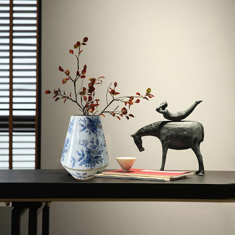 现代简约插花装饰品新中式青花瓷梳妆台轻奢花瓶客厅摆美式摆件